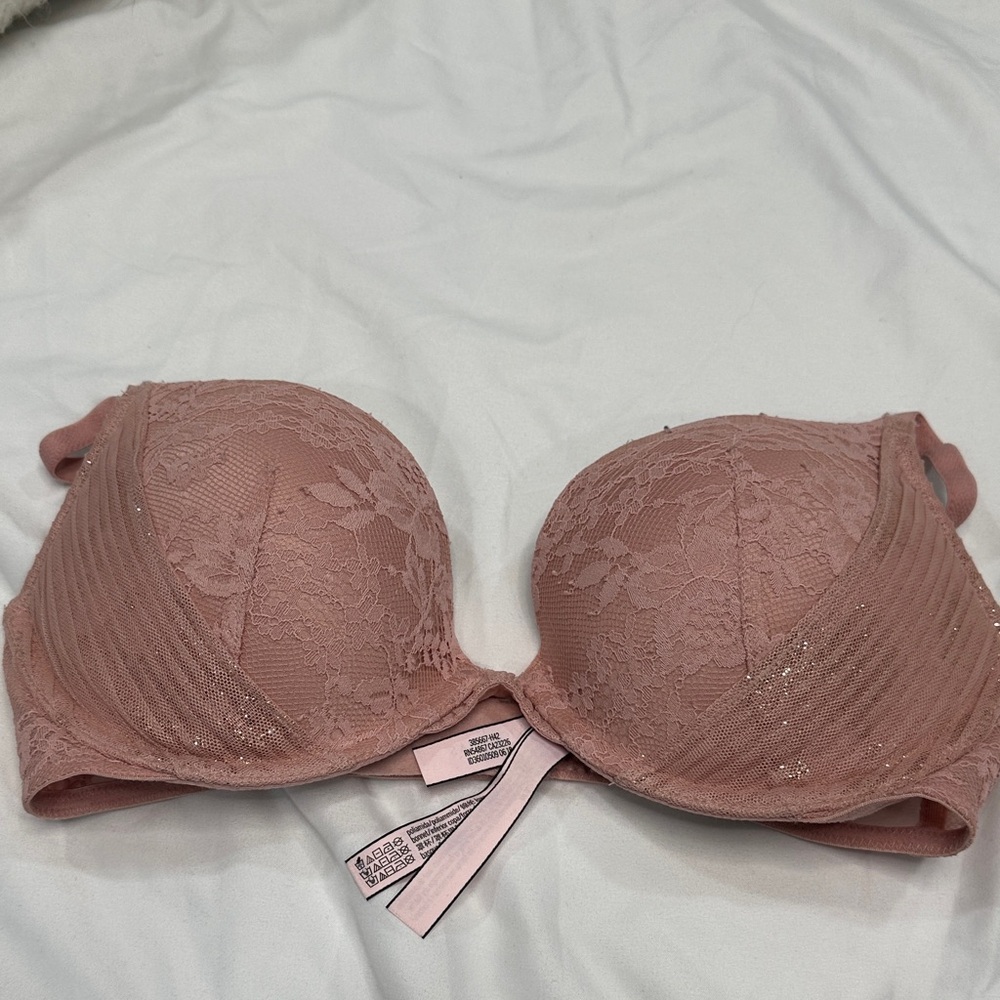 Victoria’s Secret Push Up Lace Bra